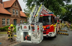 Schwelbrand löst Großeinsatz in Elze aus